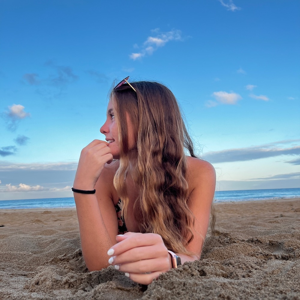 Meet your Posher, Ava